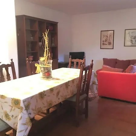 Dom wakacyjny Casa Con Vista A Sorgnano, Nella Tranquillita *